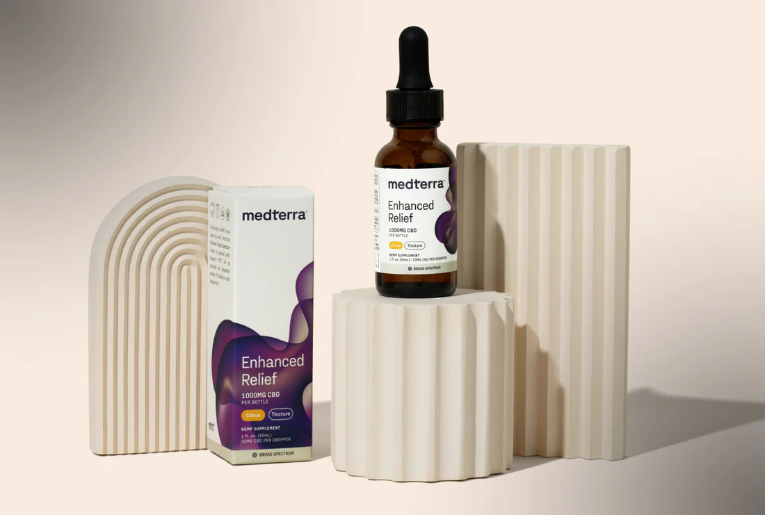 medterra bottle and box labeled Enhanced Relief 1000MG CBD PER BOTTLE; Citrus Tincture; HEMP SUPPLEMENT; BROAD SPECTRUM